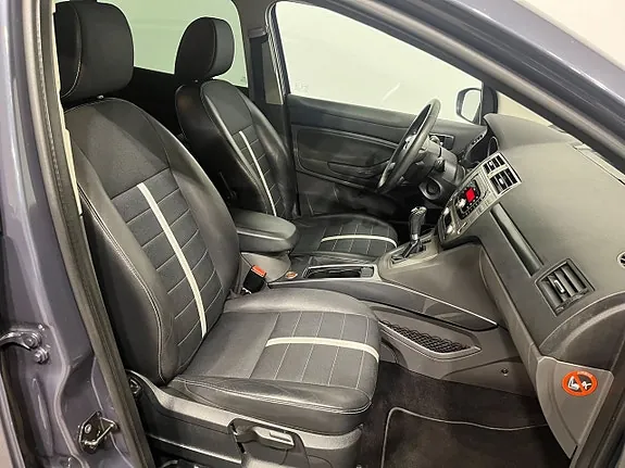 Ford Kuga 2011 photo 4