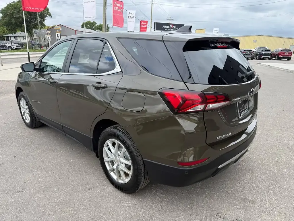 Chevrolet Equinox 2023 photo 3