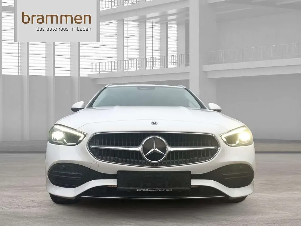 Mercedes-Benz C-Class 2022 photo 2