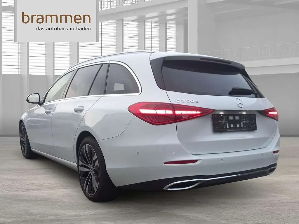 Mercedes-Benz C-Class 2022 photo 3