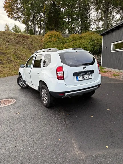 Dacia Duster 2017 photo 2