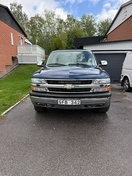 Chevrolet Tahoe 2001 photo 2
