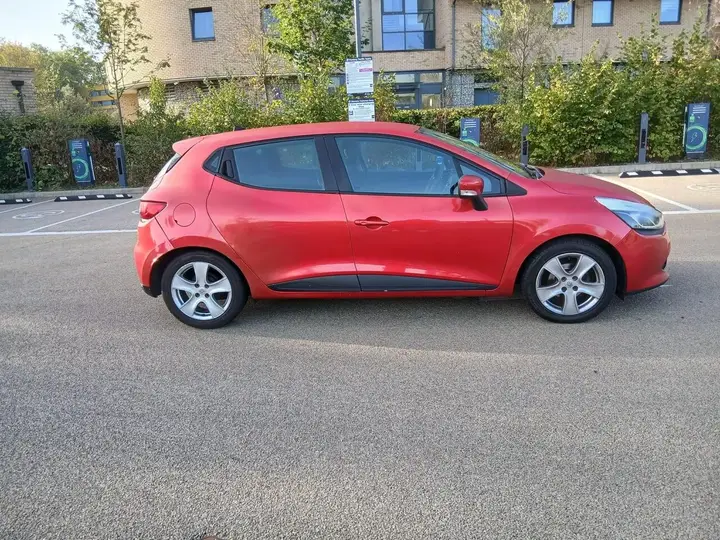 Renault Clio 2013 photo 5