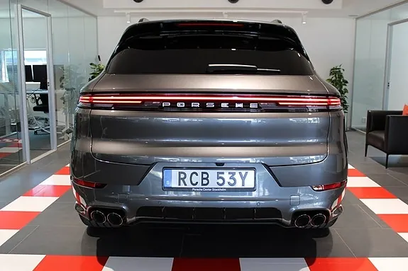 Porsche Cayenne S 2026 photo 4
