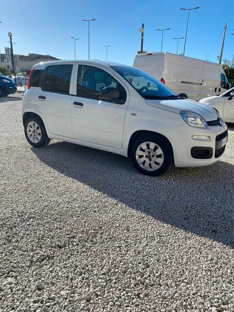 Fiat Panda 2014 photo 2