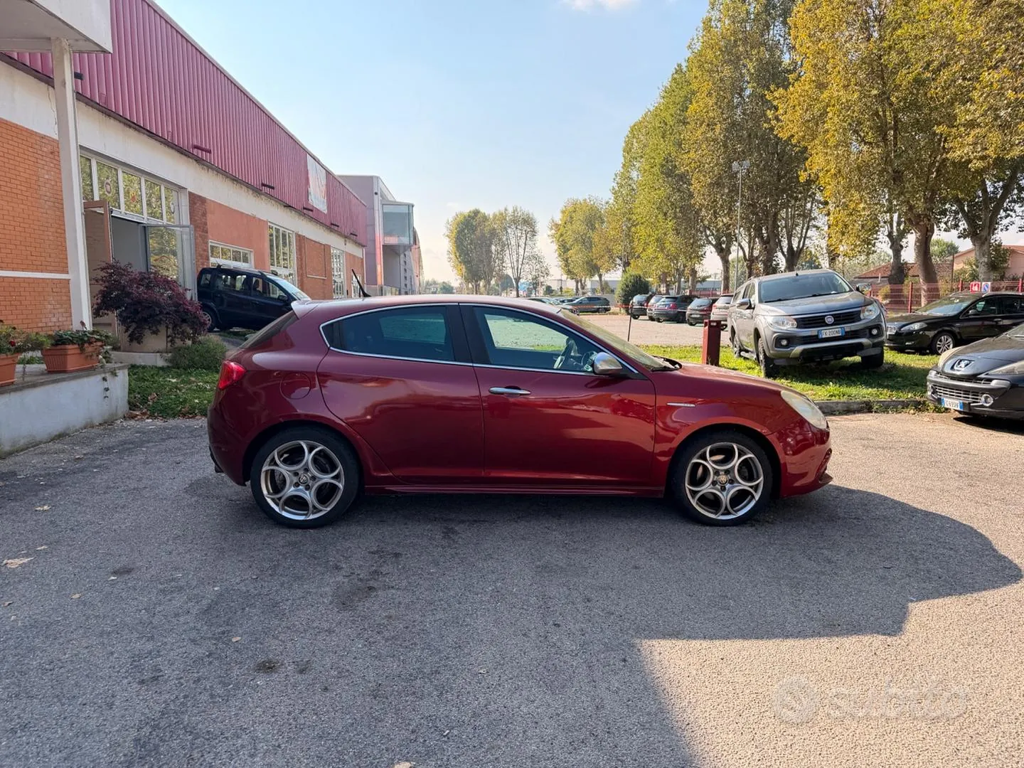 Alfa Romeo Giulietta 2011 photo 2
