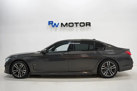 BMW 750Li 2021 photo 5