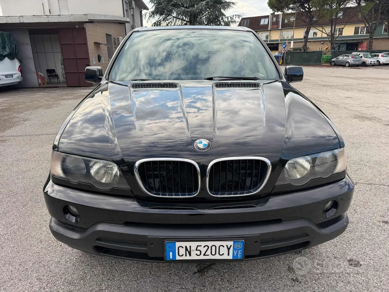 BMW X5 2004 photo 2