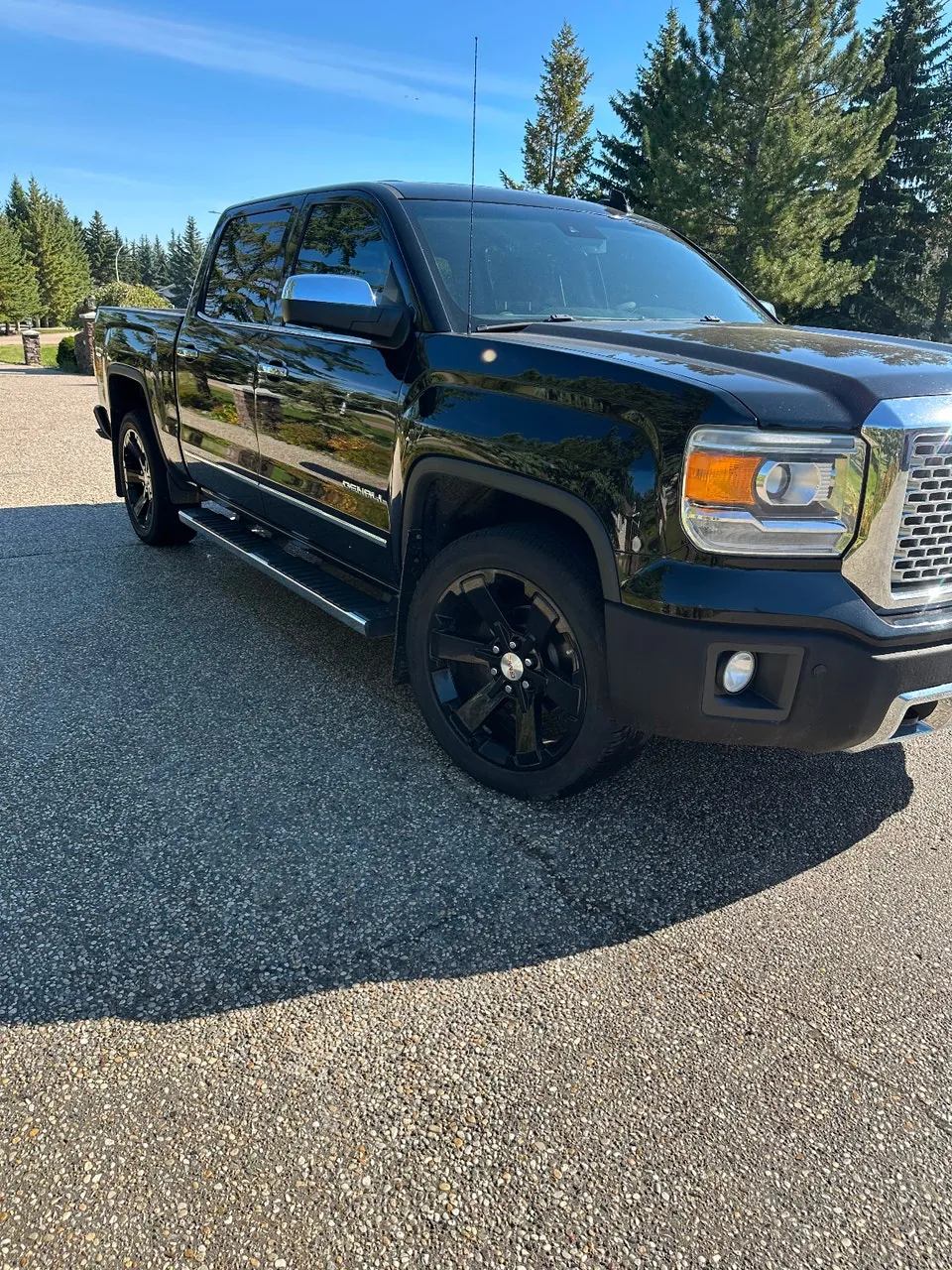 GMC Denali 2016 photo 3