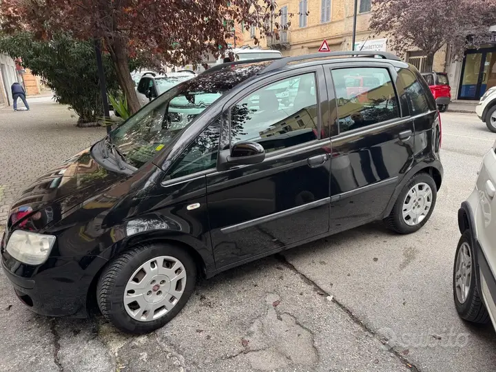 Fiat Idea 2011 photo 5