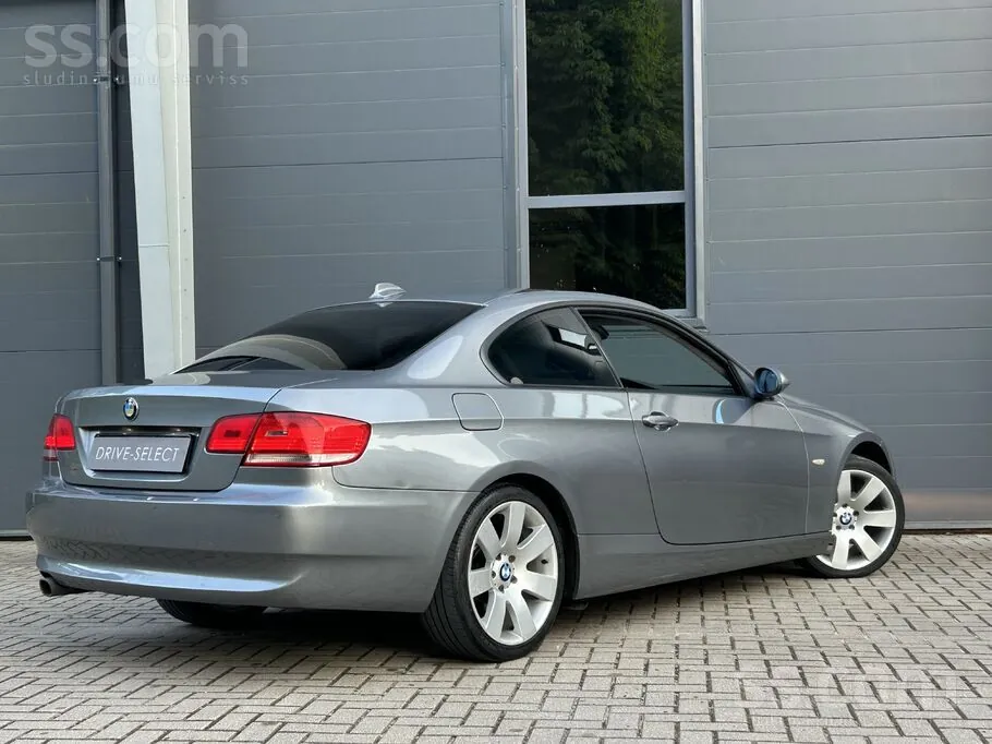 BMW 320 2008 photo 4
