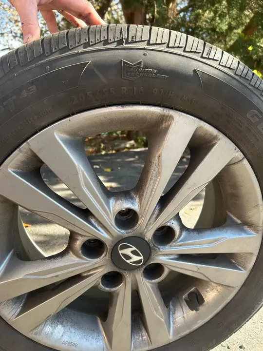 Hyundai Elantra 2018 photo 3