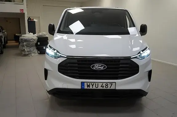 Ford Transit Custom 2024 photo 2