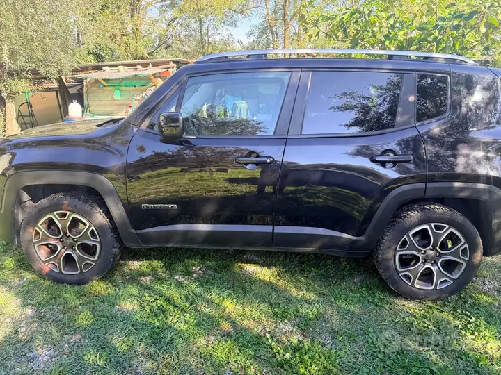 Jeep Renegade 2015 photo 4
