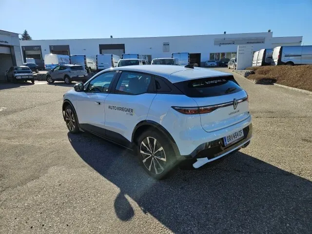 Renault Megane 2024 photo 3