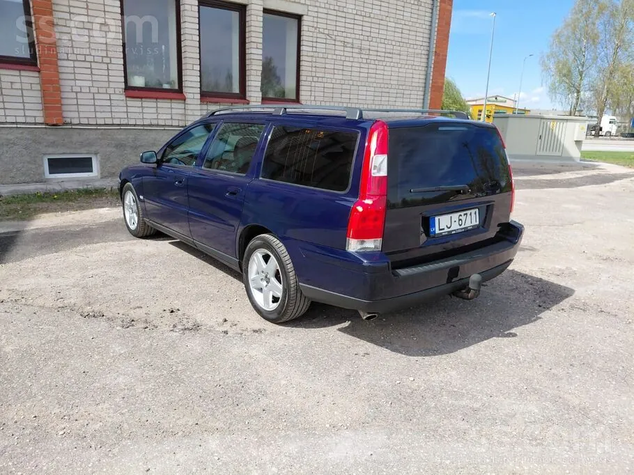 Volvo V70 2005 photo 4