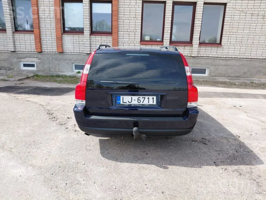 Volvo V70 2005 photo 5