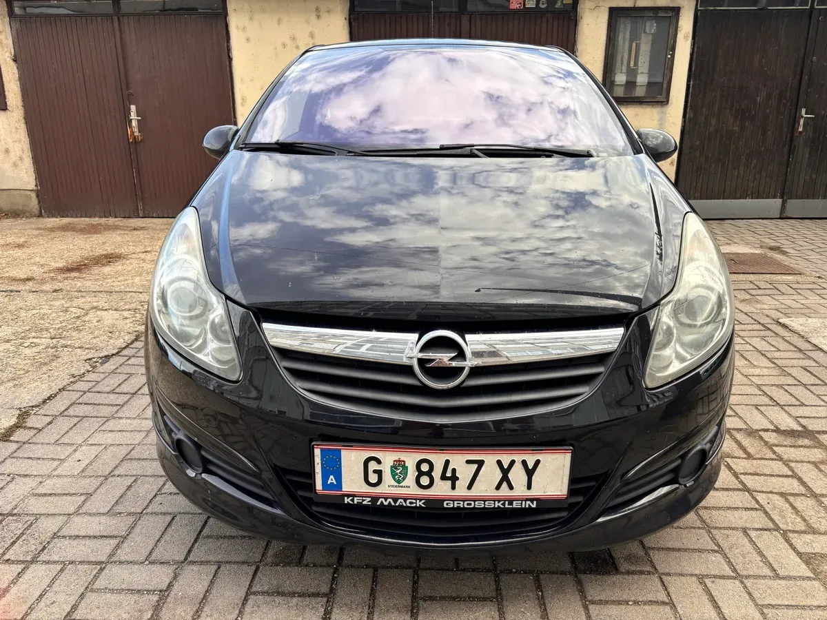 Opel Corsa 2009 photo 2