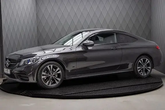 Mercedes-Benz C200 2019 photo 2