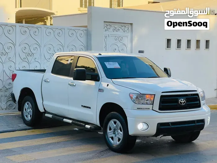 Toyota Tundra 2011 photo 3