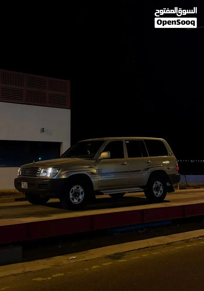Toyota Land Cruiser 2004 photo 3