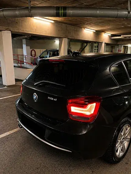 BMW 118D 2012 photo 3