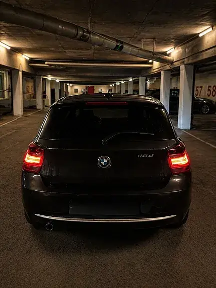 BMW 118D 2012 photo 4