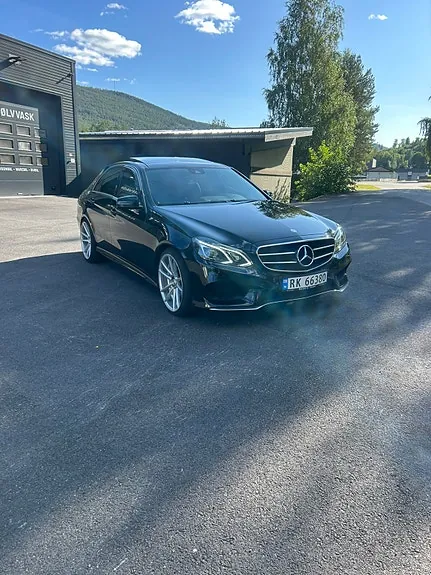 Mercedes-Benz E220 D