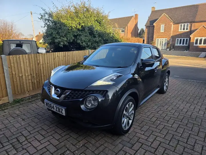 Nissan Juke 2015 photo 2