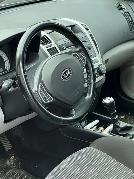 Kia Ceed 2009 photo 3