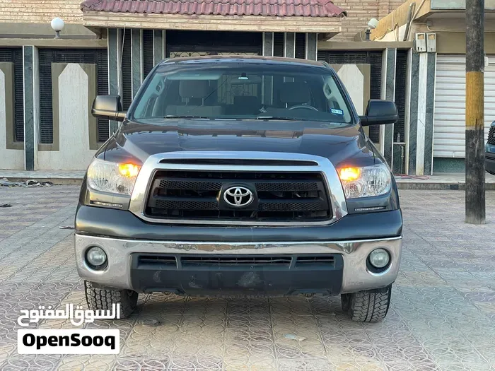 Toyota Tundra 2010 photo 2