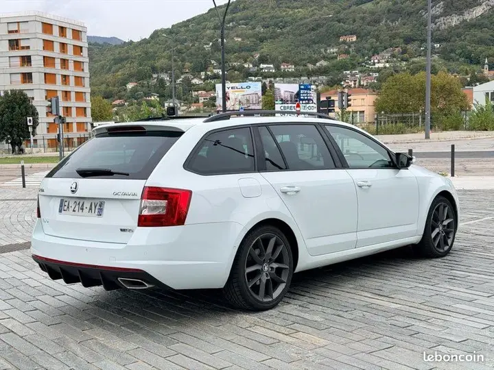 Skoda Octavia 2016 photo 3