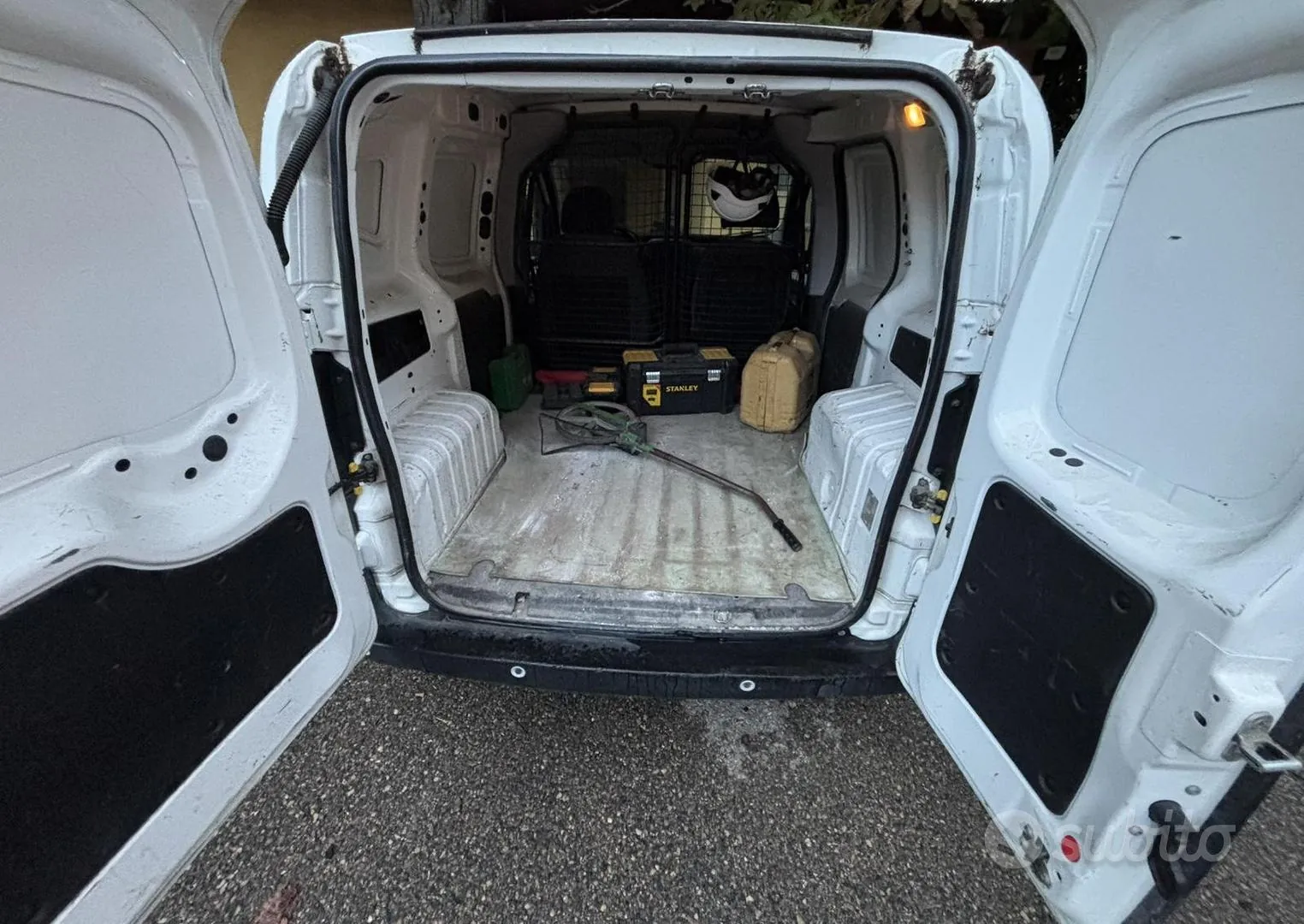Fiat Fiorino 2015 photo 4