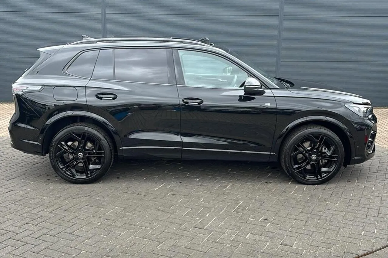 Volkswagen Tiguan 2025 photo 5