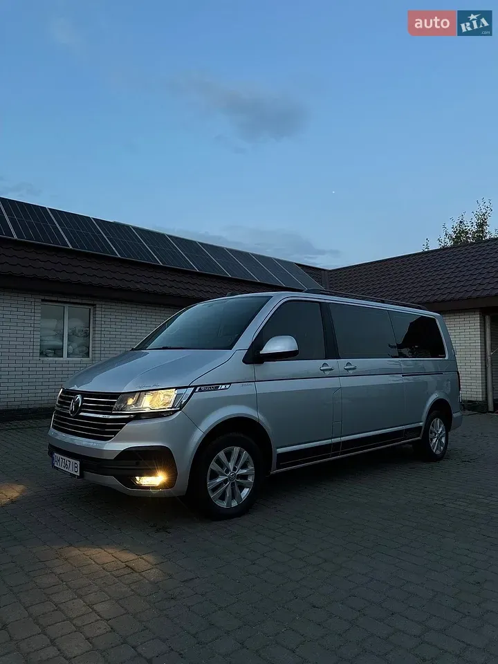 Volkswagen Transporter 2021 photo 2