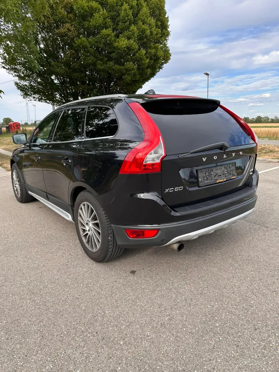 Volvo Xc60 2010 photo 3