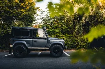 Land Rover Defender 2008 photo 3