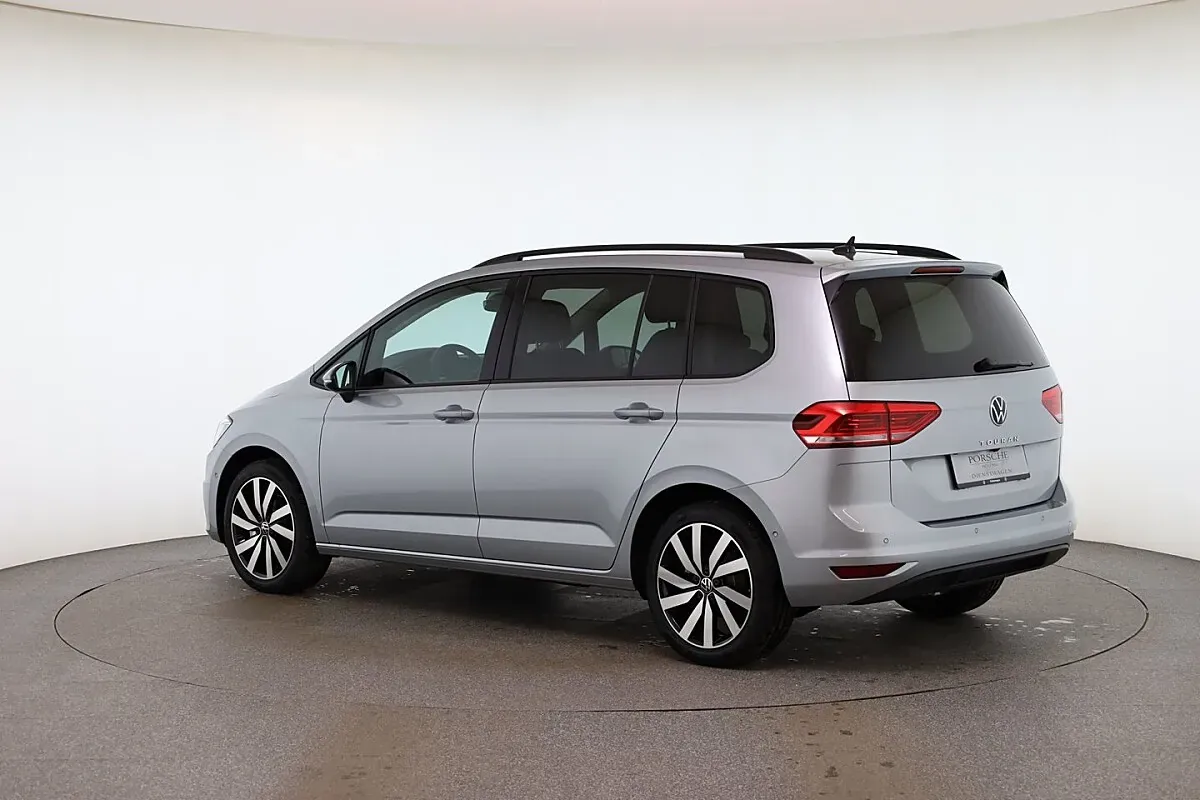 Volkswagen Touran 2026 photo 3