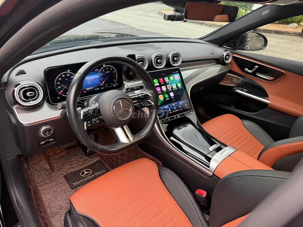 Mercedes-Benz C300 2022 photo 3