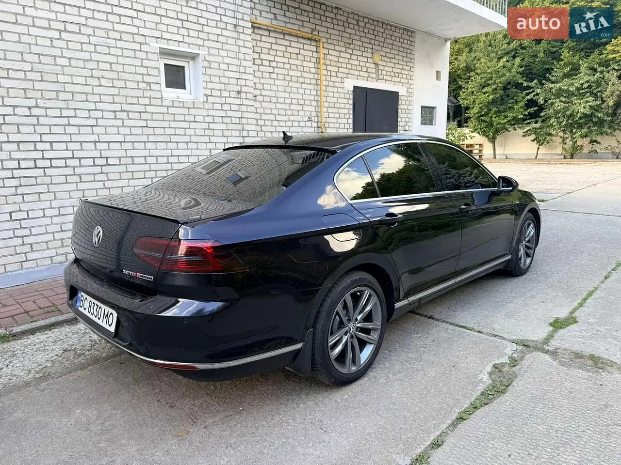 Volkswagen Passat 2016 photo 2