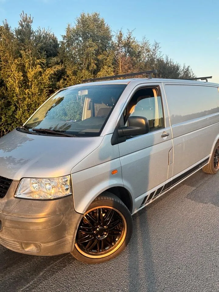 Volkswagen T5