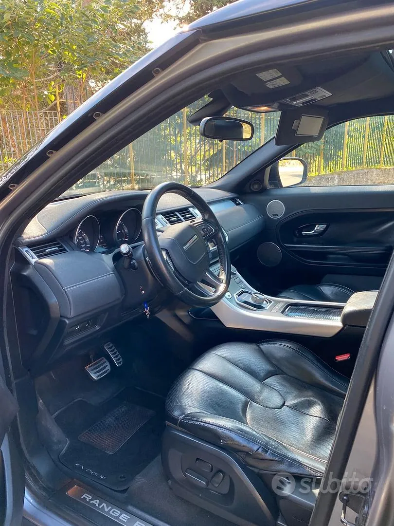 Land Rover Range Rover Evoque 2012 photo 3