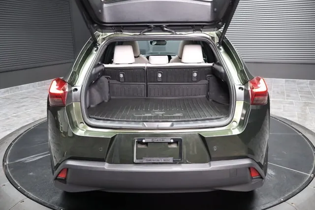 Lexus Ux 2025 photo 5