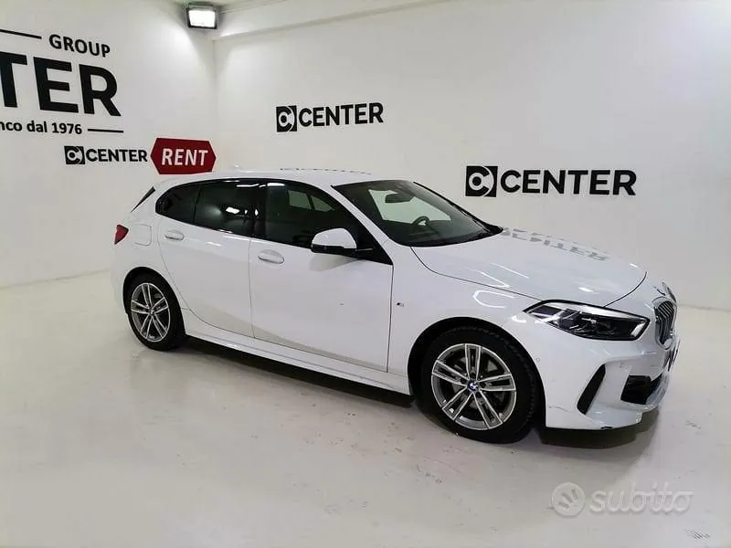 BMW 1 Series 2023 photo 3