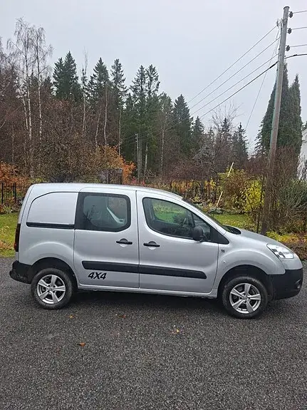 Peugeot Partner 2015 photo 2
