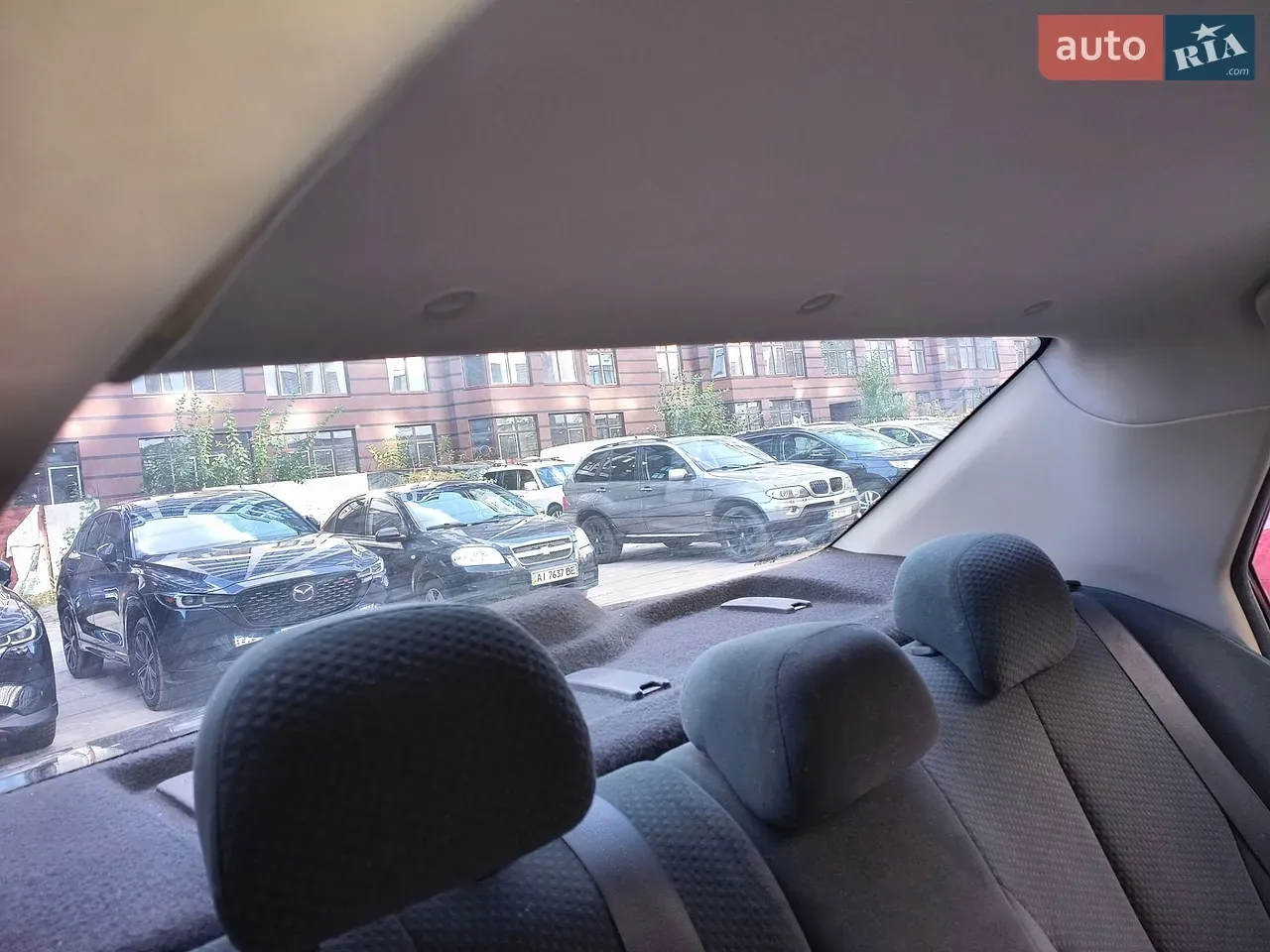 Nissan Tiida 2010 photo 3