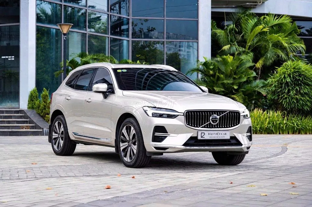 Volvo Xc60 2025 photo 2