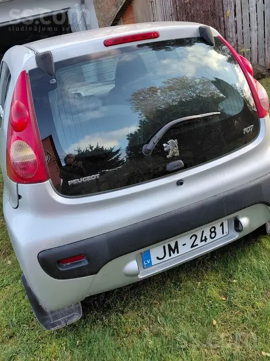 Peugeot 107 2008 photo 2