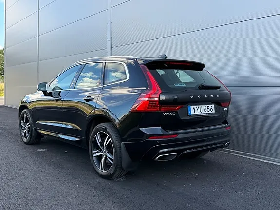 Volvo Xc60 2018 photo 2