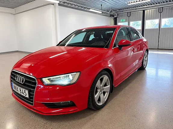 Audi A3 2015 photo 2